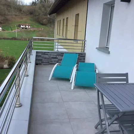 Vue Montagne St Jean Pied De Port Pays Basque Appartement